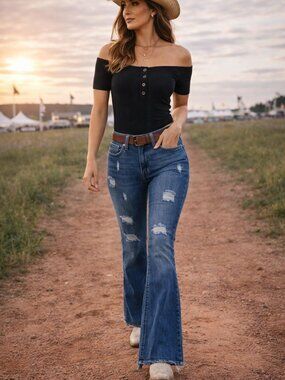 Levi’s 726 High Rise Flare Jeans Distressed Retro Western Hourglass W24 L29